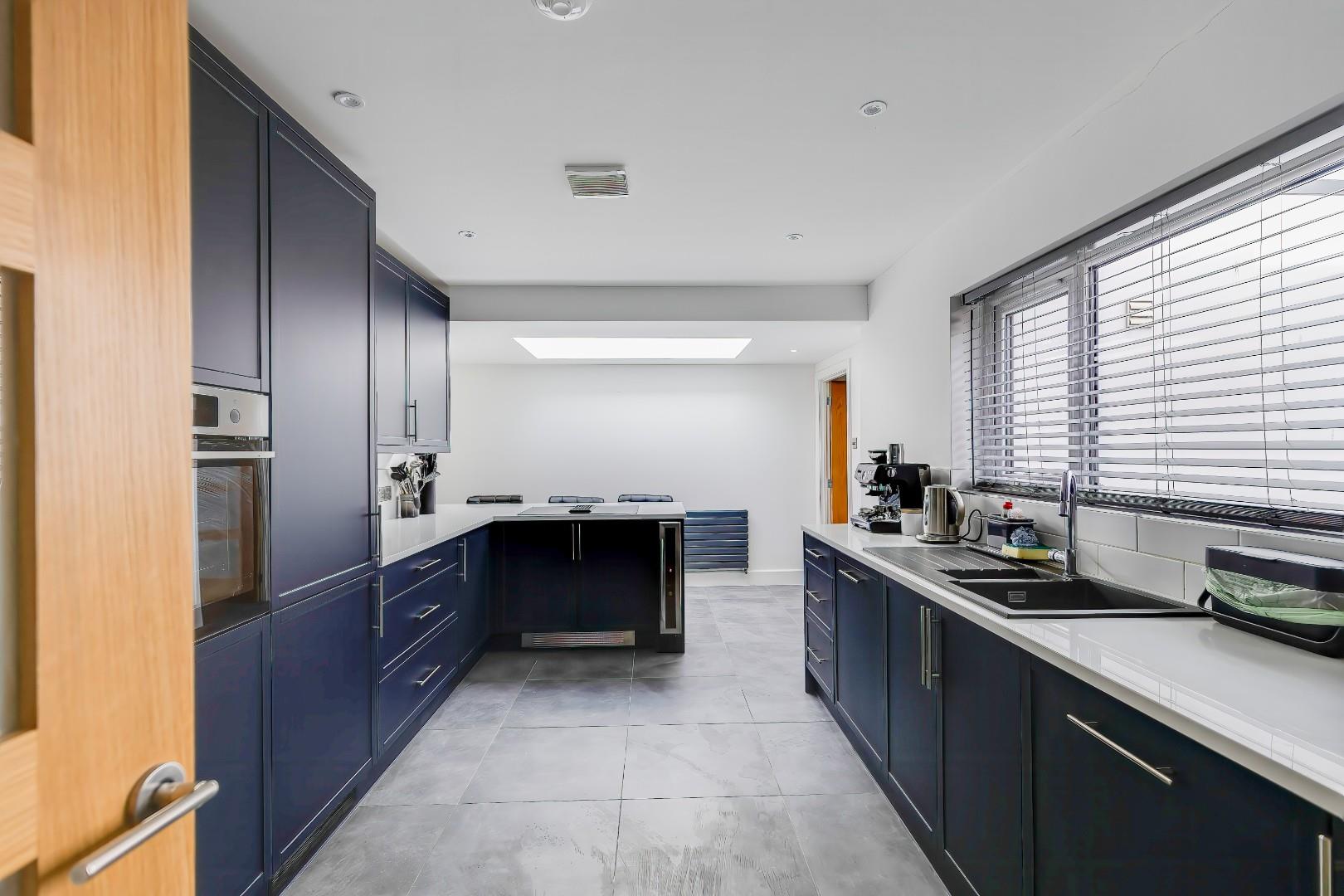 St. John Close, Cowbridge, Vale of Glamorgan, CF71 7HL